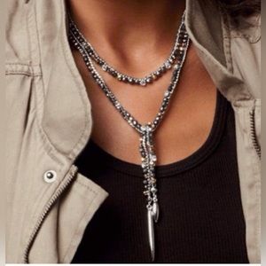 Stella and Dot Zoë Lariat necklace EUC Crystals, beads, Gold, silver, hematite